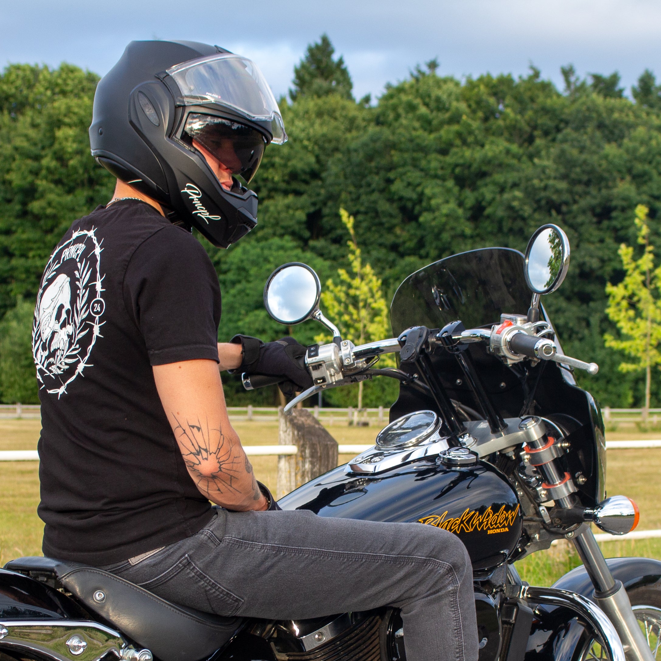 FLOW | MOTORCYCLE DECAL