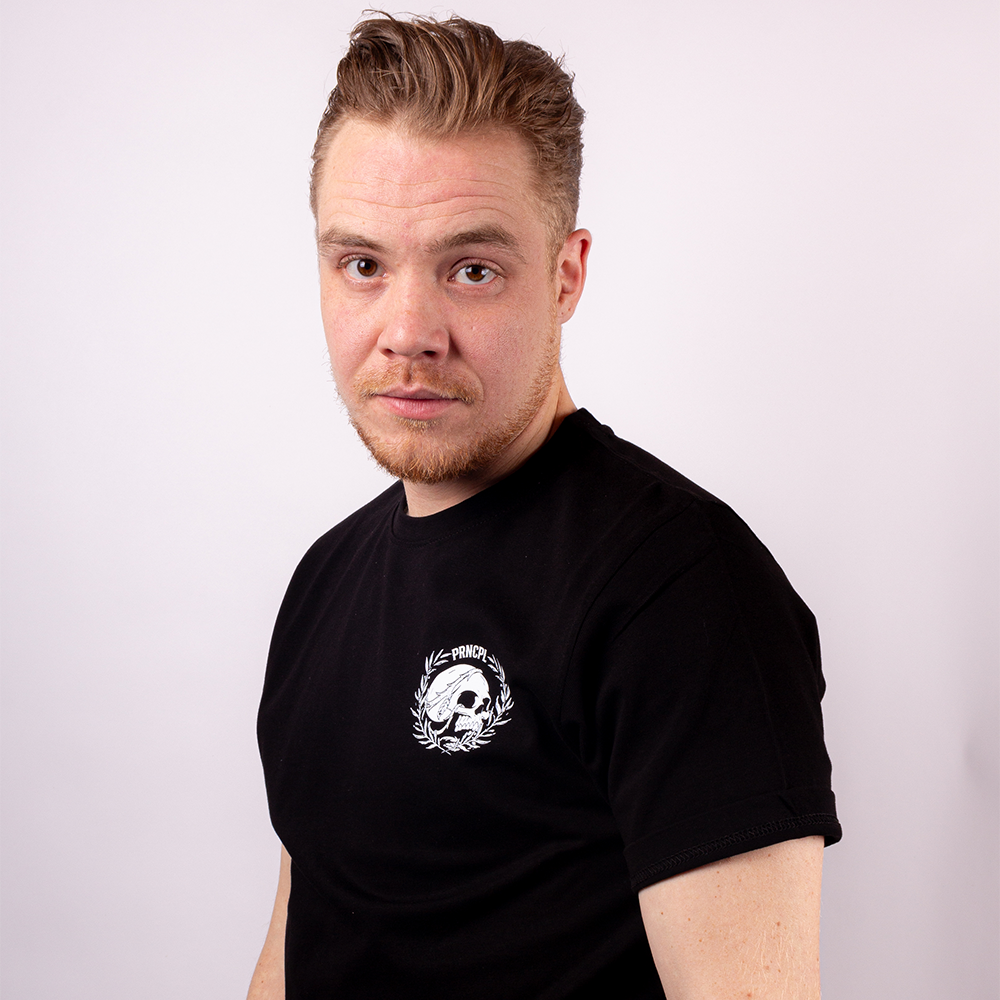 TSHIRT | BARBED WIRE SKULL